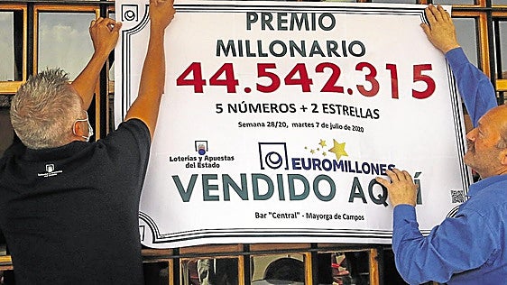 El Euromillones de este martes entrega 194.608,68 euros en un centro comercial valenciano y deja un nuevo millonario en un municipio popular por su fiesta