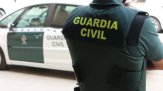 Detenido un hombre en Chiva durante las fiestas por portar drogas y bolígrafos-pistola