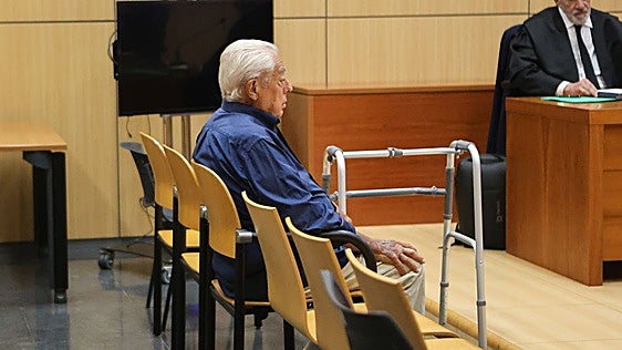 El octogenario condenado por abusos a cinco nietos elude ingresar en prisión