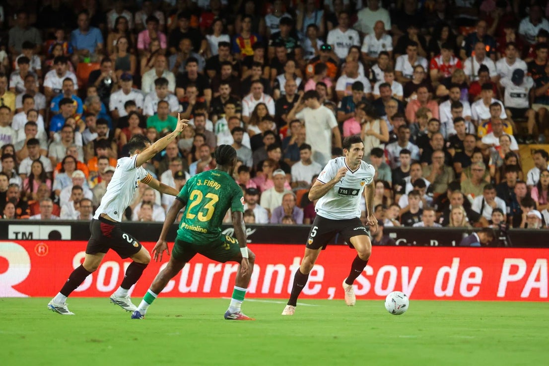 El Valencia - Betis, en imágenes