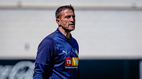 Óscar Sánchez, relevo de urgencia: así respondía el técnico del filial a la opción de ocupar el banquillo minutos antes del anuncio oficial del club