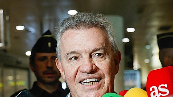 Javier Aguirre llega a Valencia