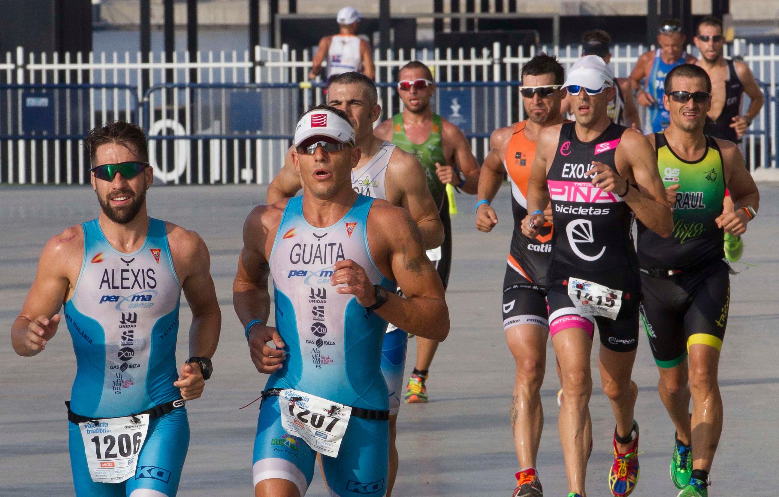 Quinta edición del triatlón &#039;Toro Loco&#039; Valencia