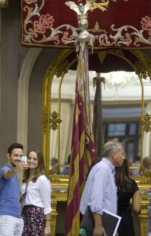 Valencia con su Senyera