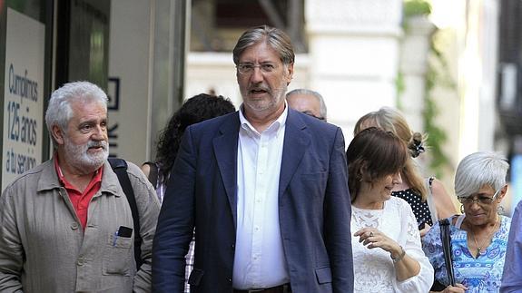 El candidato a liderar el PSOE José Antonio Pérez Tapias. 