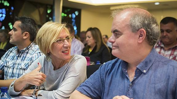 Rosa Díez (c), en el Consejo político de UPyD.