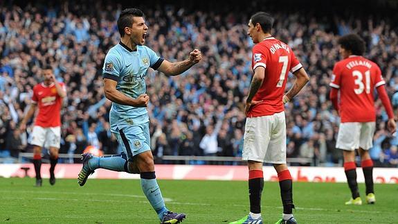 Agüero celebra su gol. 