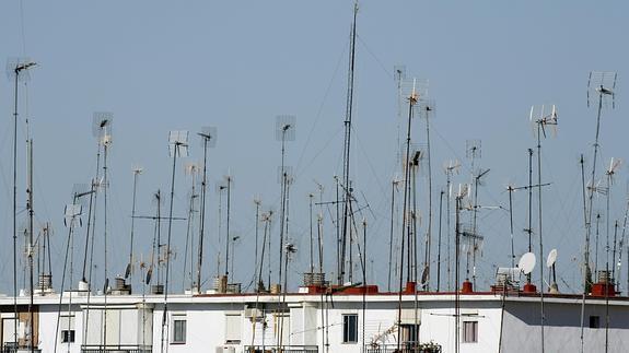 Antenas de televisión en Alcalá de Guadaira.