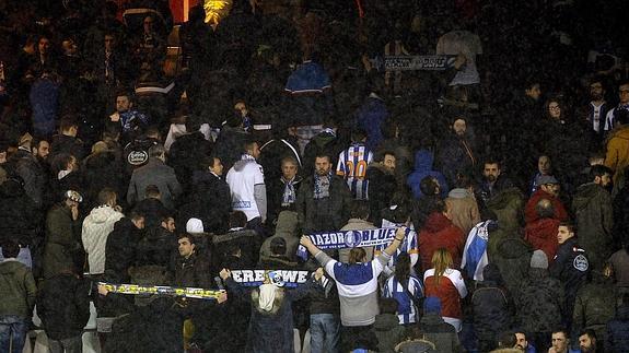 Miembros de los 'Riazor Blues'. 