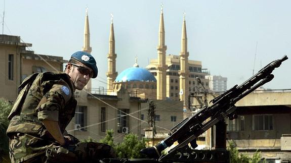 Un soldado español desplegado en el Líbano en 2006. 