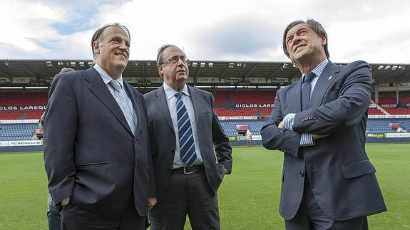 Tebas, Vizcay y Archanco en El Sadar