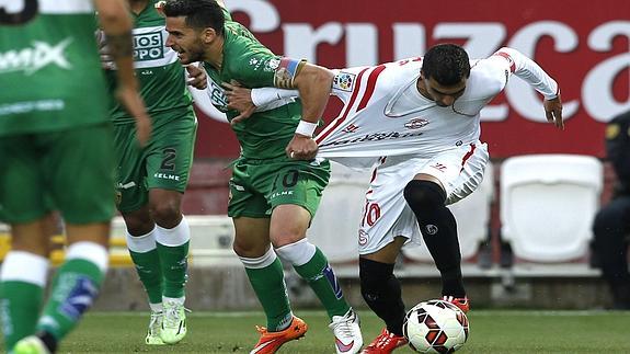 Acción del penalti sobre Reyes. 