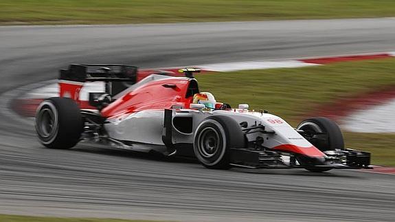 Roberto Merhi en el circuito de Sepang. 