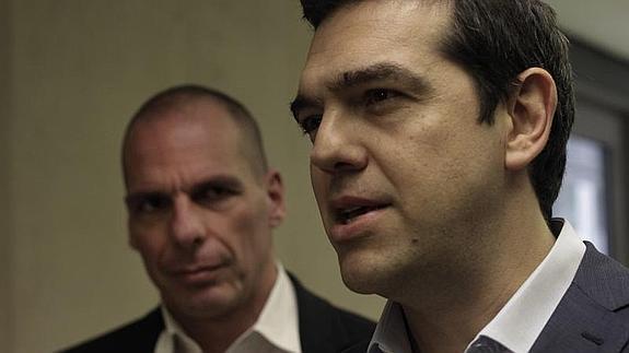 Varoufakis y Tsipras.