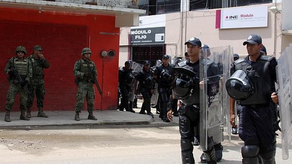 Soldados del Ejército mexicano en Oaxaca.