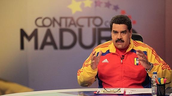Nicolás Maduro habla en su programa de televisión 'En Contacto con Maduro'. 