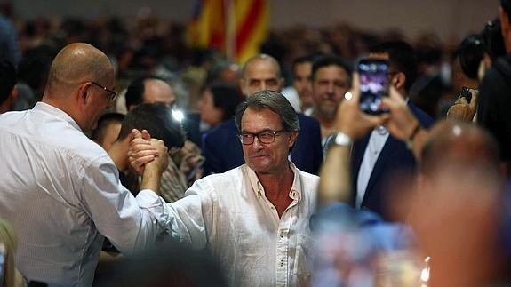 Artur Mas a su llegada a un acto de campaña. 