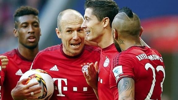 Los jugadores del Bayern de Múnich celebran uno de los goles. 