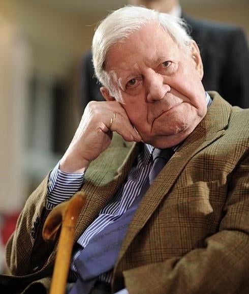 El excanciller de Alemania Helmut Schmidt.