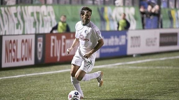 Raúl, en su último partido como profesional. 