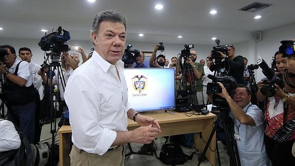 Juan Manuel Santos, durante el anuncio oficial del hallazgo.