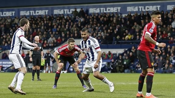 Salomón Rondón (c) celebra su gol. 