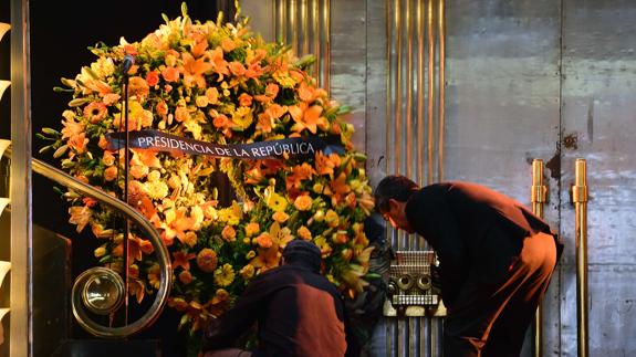 Homenaje a Juan Gabriel en el Palacio de Bellas Artes de Ciudad de México. 