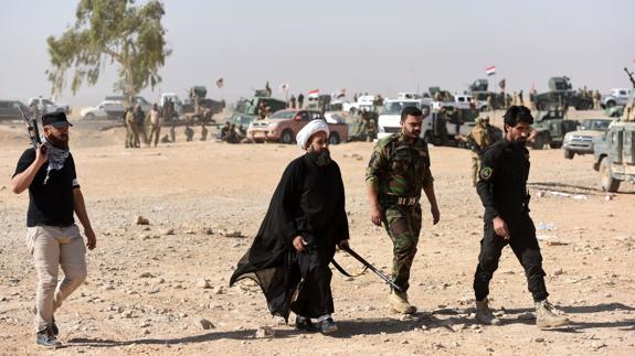Milicianos de Hashd Al Shaabi cerca de Mosul