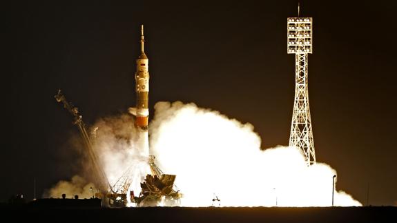 La nave hará un viaje de cuatro días con destino a la Estación Espacial Internacional.