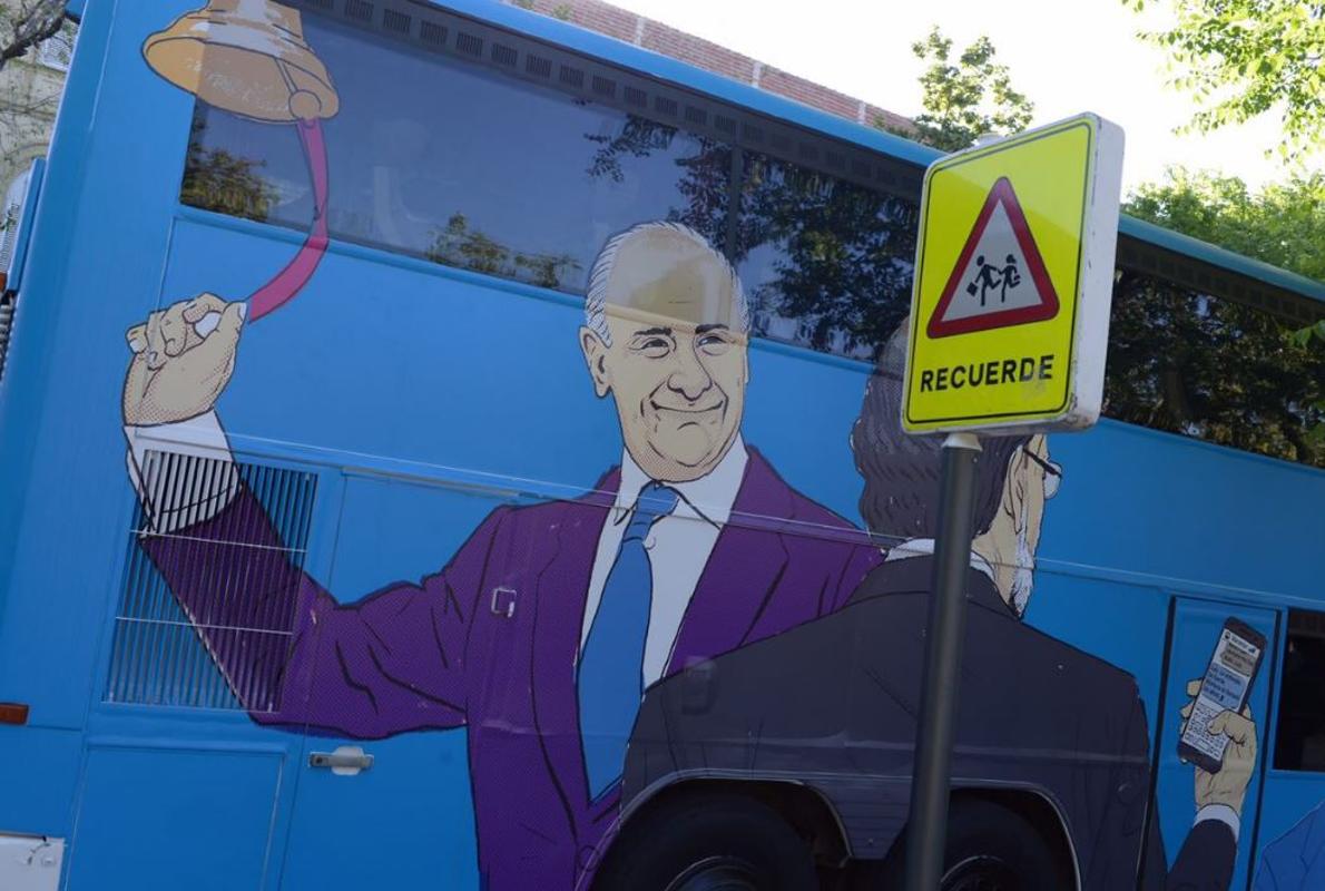 El 'tramabus', la campaña sorpresa de Podemos.