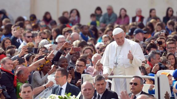 El papa Francisco, en la Plaza de San Pedro.