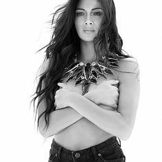 Nicole Scherzinger, ex de Hamilton, posa en topless tras su ruptura con el piloto