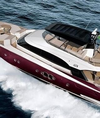El Monte Carlo Yacht 76, que se fabrica en Italia por encargo, es el modelo elegido por Rafa Nadal. :: AFP