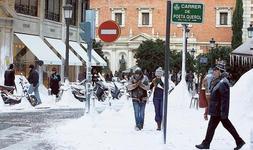 Curiosa imagen de Valencia, ayer. / Jesús Signes