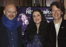 Nacho Mañó (i), Lydia Rodríguez (c) y Juan Luis Giménez. / EFE