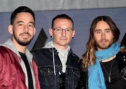 Mike Shinoda (i), Chester Bennington y Jared Leto. / Guetty