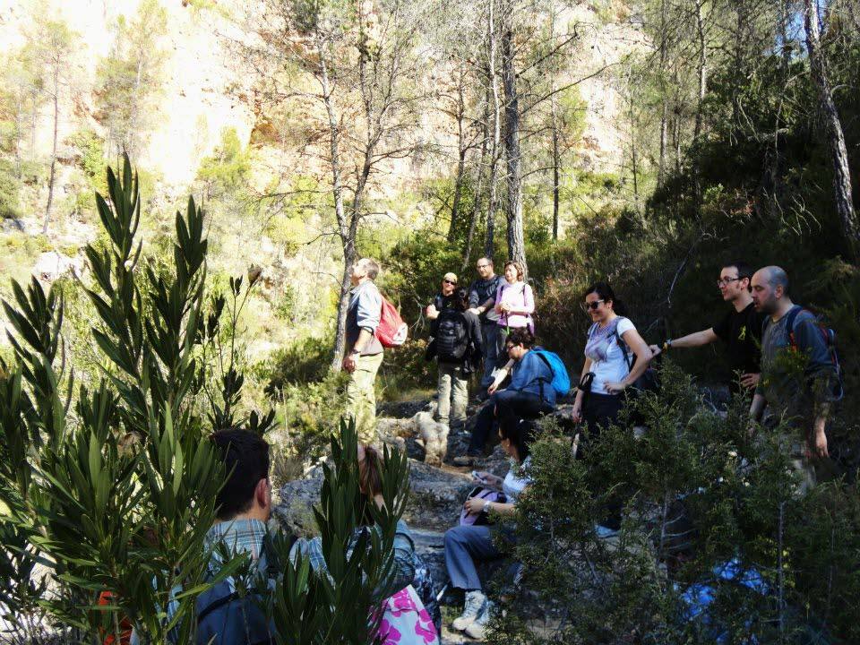 Jóvenes en la ruta Abrigo del Voro