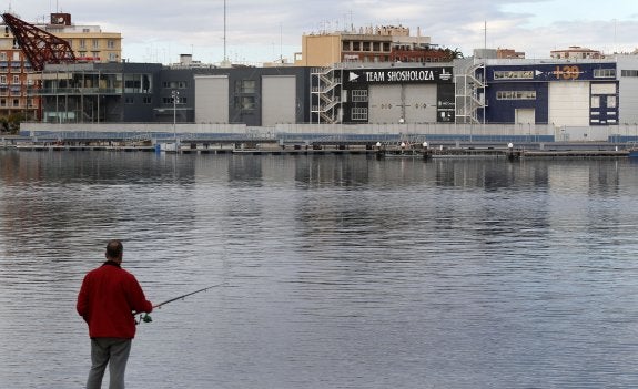 Las bases que servirán para el proyecto de Roig, al fondo. :: signes