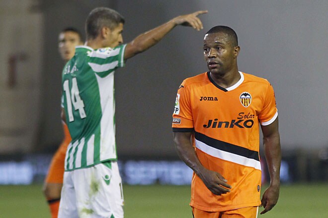 Dorlan Pabón, en un Valencia-Betis.