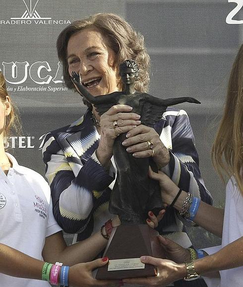 La Reina doña Sofía, en la entrega de trofeos.