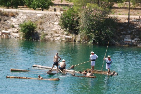 Transporte fluvial por el Júcar