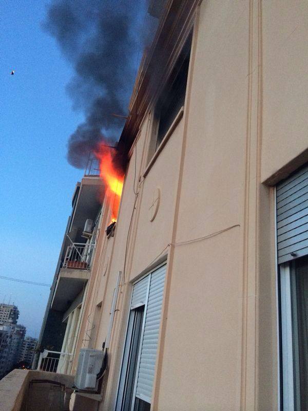 El fuego ha devorado buena parte de la vivienda.