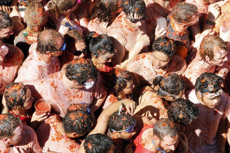 Los participantes de esta edición de La Tomatina 2014.