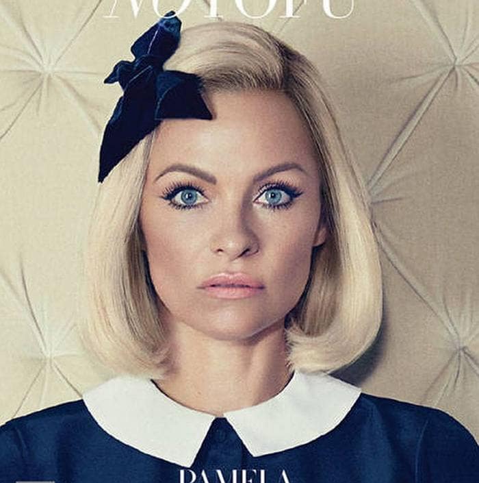 Pamela Anderson en la portada de la revista NoTofu.