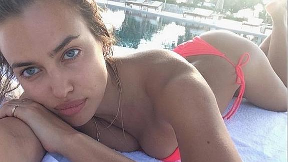 La modelo Irina Shayk durante este verano. 