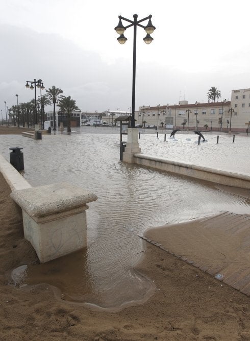 La gota fría deja cerca de 300 litros en la Comunitat