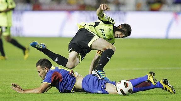 Una acción del Levante-Zaragoza de 2011.