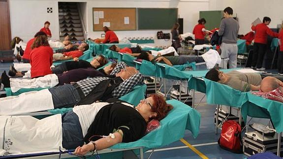 Sólo hay reservas de sangre para tres días en la Comunitat