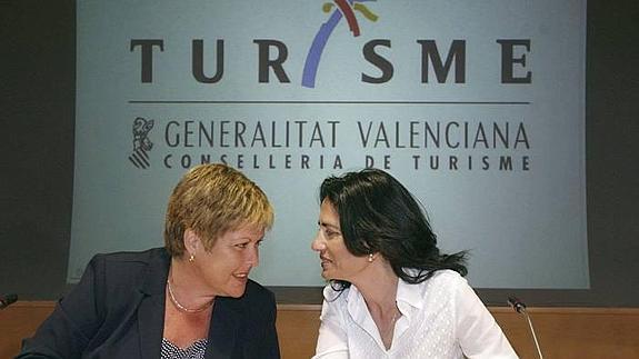 Milagrosa Martínez y Angélica Such.