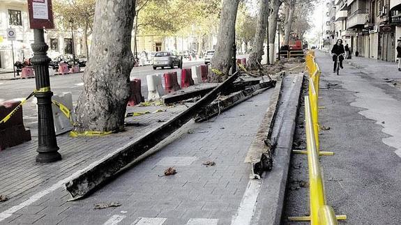 El pasado vuelve sobre raíles en Navarro Reverter